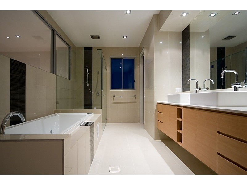 3021 The Boulevard, Royal Pines Riverside, Benowa QLD 4217