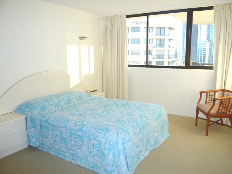 14B/18 Aubrey Street, Surfers Paradise QLD 4217