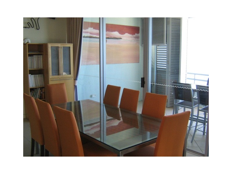 360 Marine Parade, Labrador QLD 4215