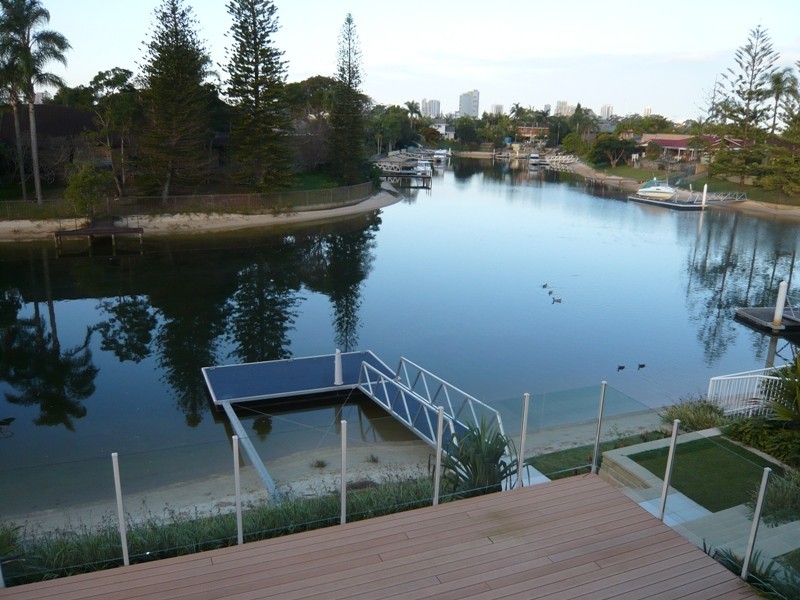 41 Sophie Avenue, Broadbeach Waters QLD 4218