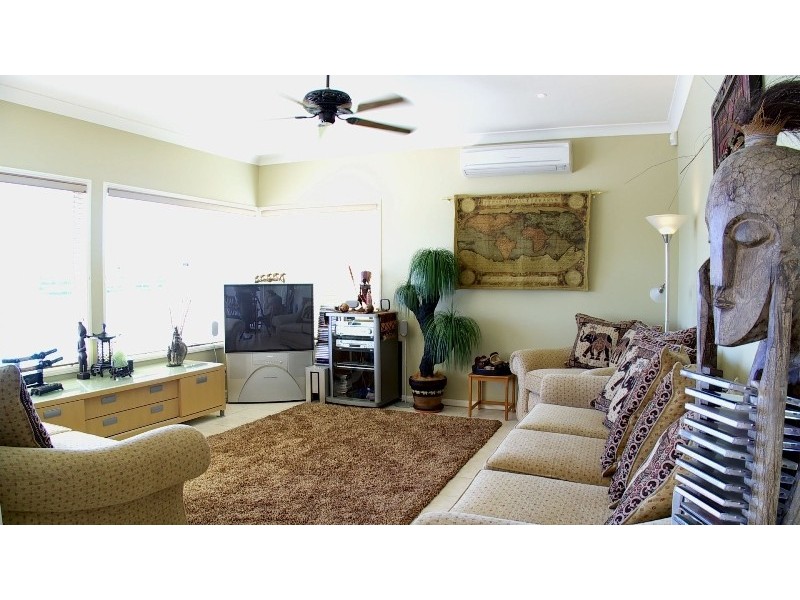 78 Waitomo Street, Broadbeach Waters QLD 4218