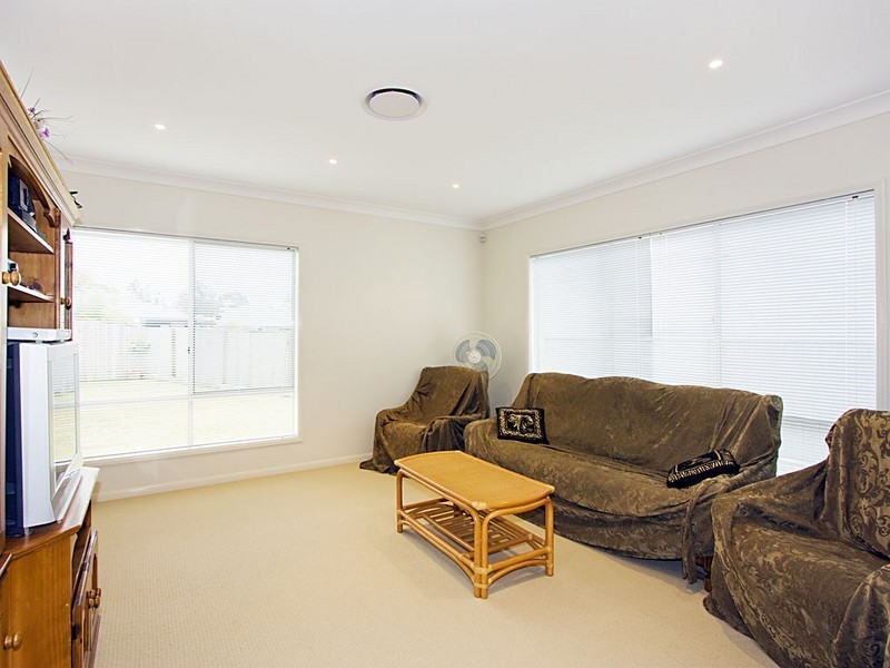 43 York Creek Crescent, Reedy Creek QLD 4227