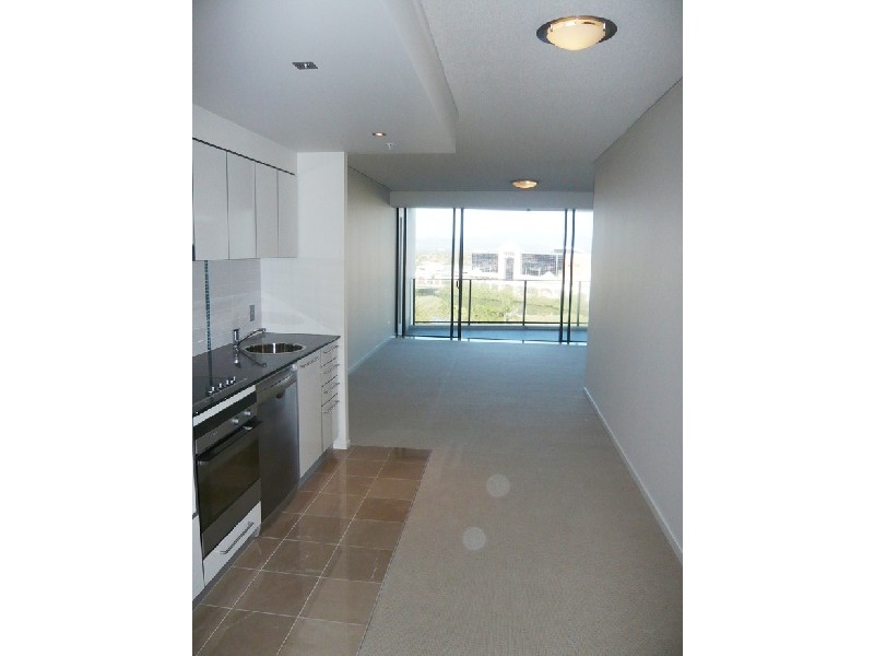 908/22 Sierra Grand, Broadbeach QLD 4218