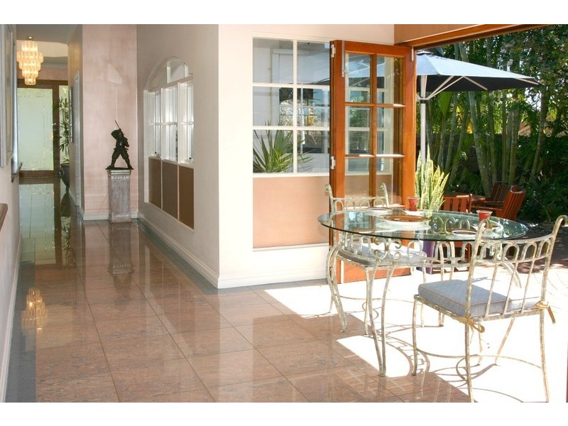 22 Village High Road, Benowa QLD 4217