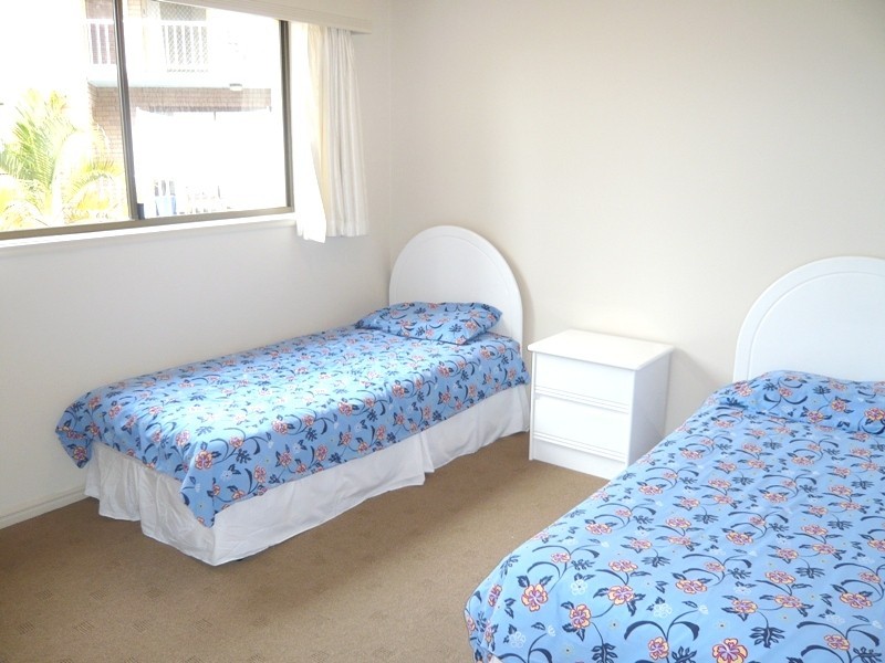 Unit 6, 5 Old Burleigh Road, Surfers Paradise QLD 4217