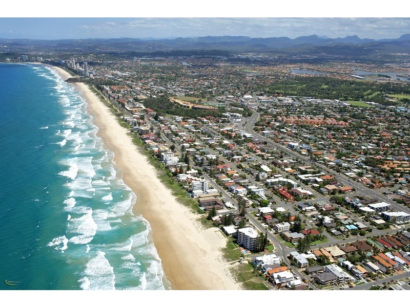 119-121 Albatross Avenue, Mermaid Beach QLD 4218