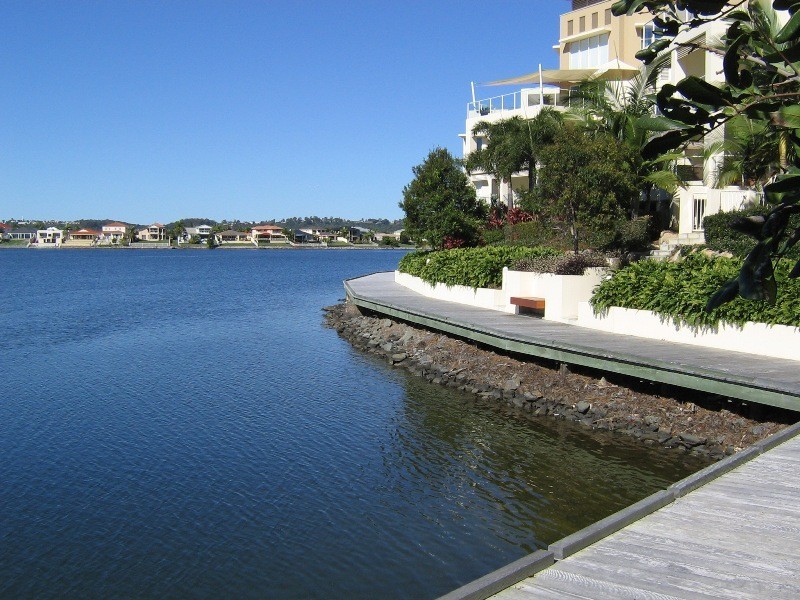 Varsity Lakes QLD 4227