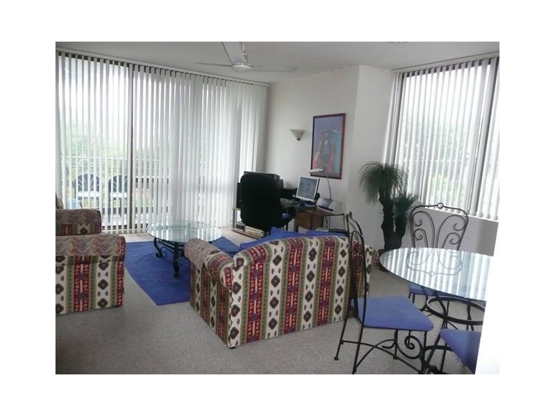 Clear Island Waters QLD 4226