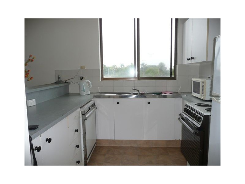 Clear Island Waters QLD 4226