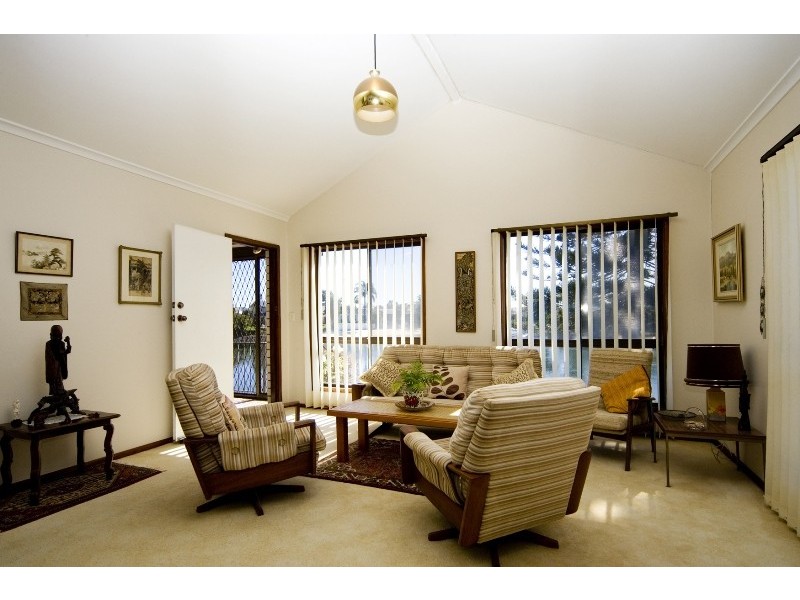 Broadbeach Waters QLD 4218