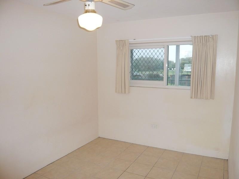 4/136 Old Burleigh Road, Broadbeach QLD 4218