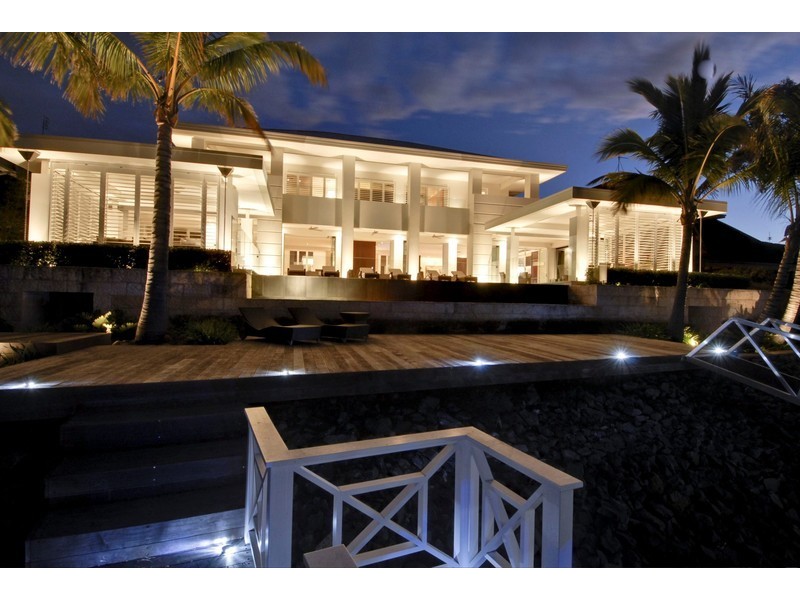 Broadbeach Waters QLD 4218