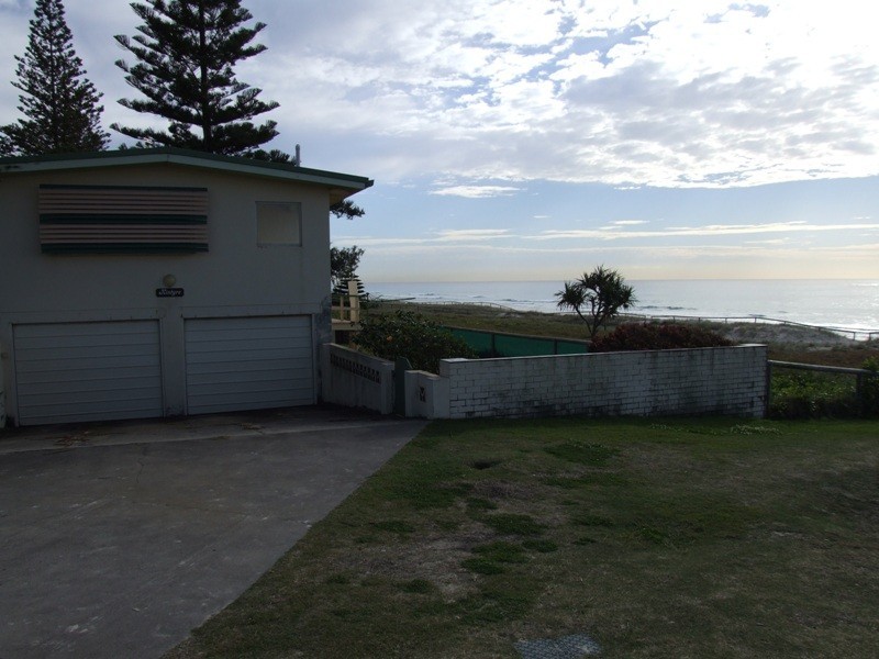 1 Hilda Street, Mermaid Beach QLD 4218