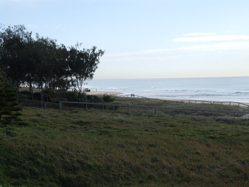 1 Hilda Street, Mermaid Beach QLD 4218