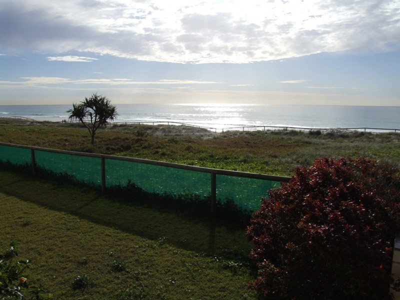 1 Hilda Street, Mermaid Beach QLD 4218