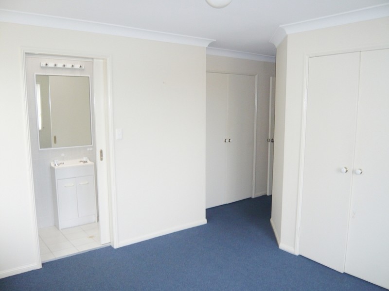 1/7 Orvieto Avenue, Mermaid Waters QLD 4218