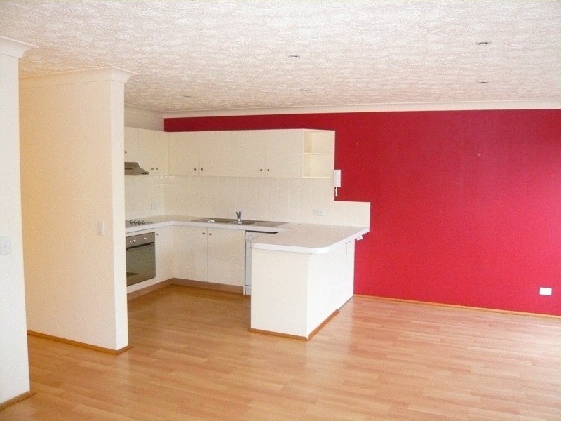 12/21 Bullimah Avenue, Burleigh Heads QLD 4220