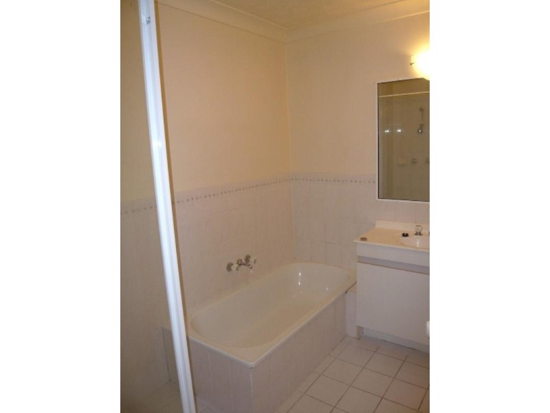 12/21 Bullimah Avenue, Burleigh Heads QLD 4220