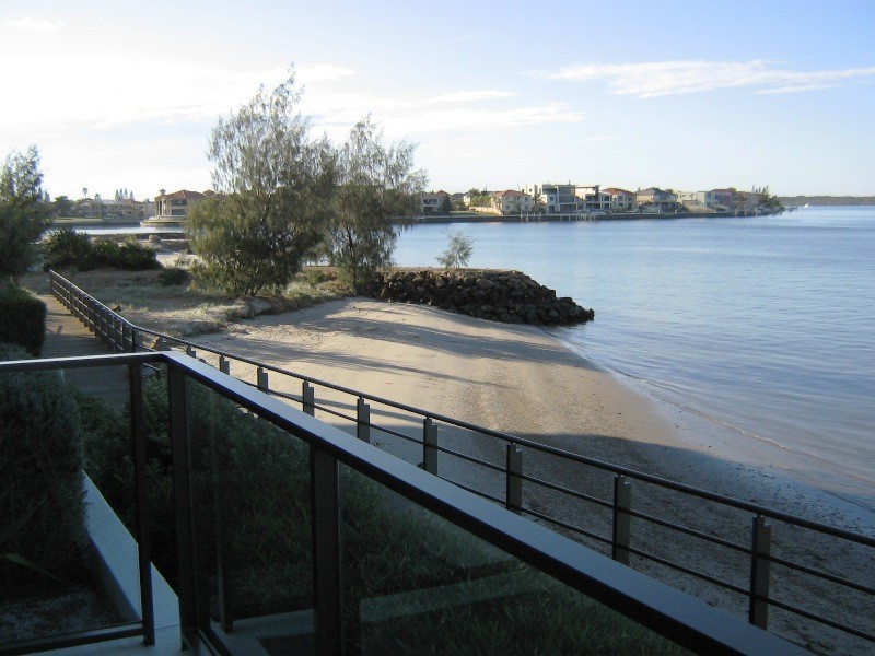 Paradise Point QLD 4216