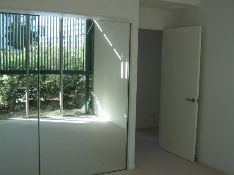 Paradise Point QLD 4216