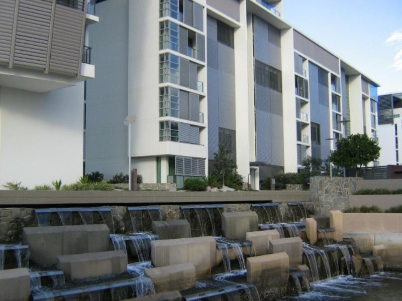 Paradise Point QLD 4216