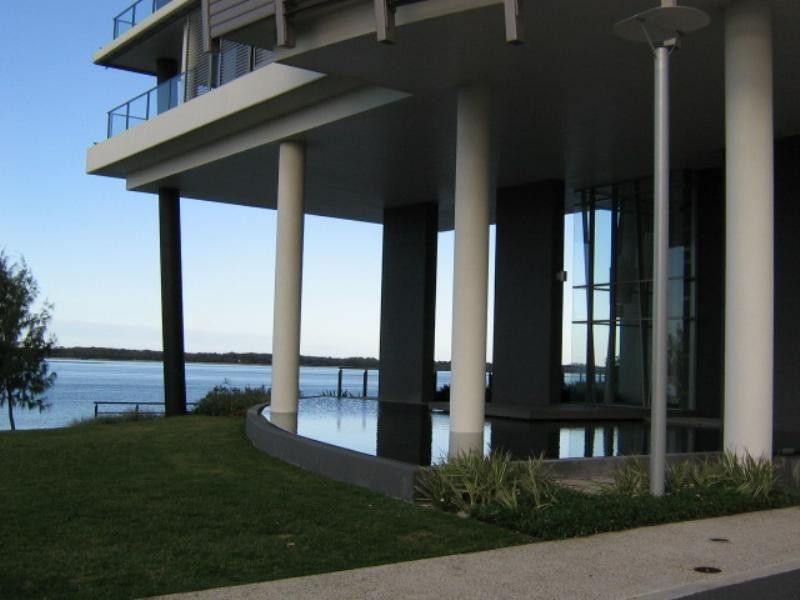 Paradise Point QLD 4216