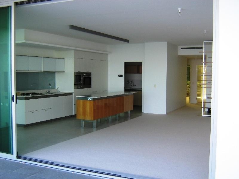 Paradise Point QLD 4216