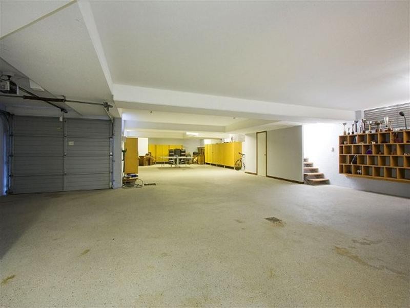 11 Wave Street, Mermaid Beach QLD 4218