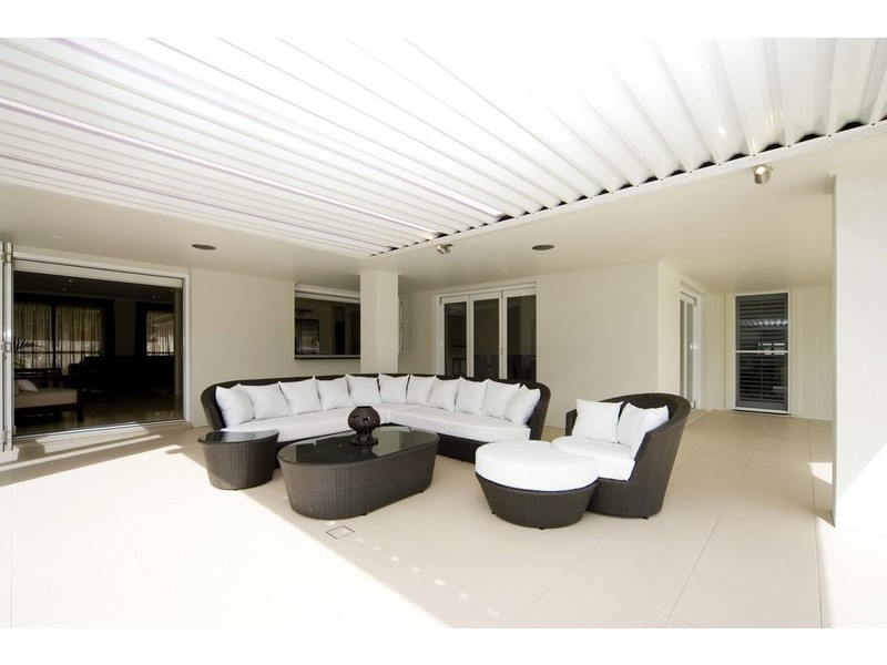 124 Sundance Way, Runaway Bay QLD 4216