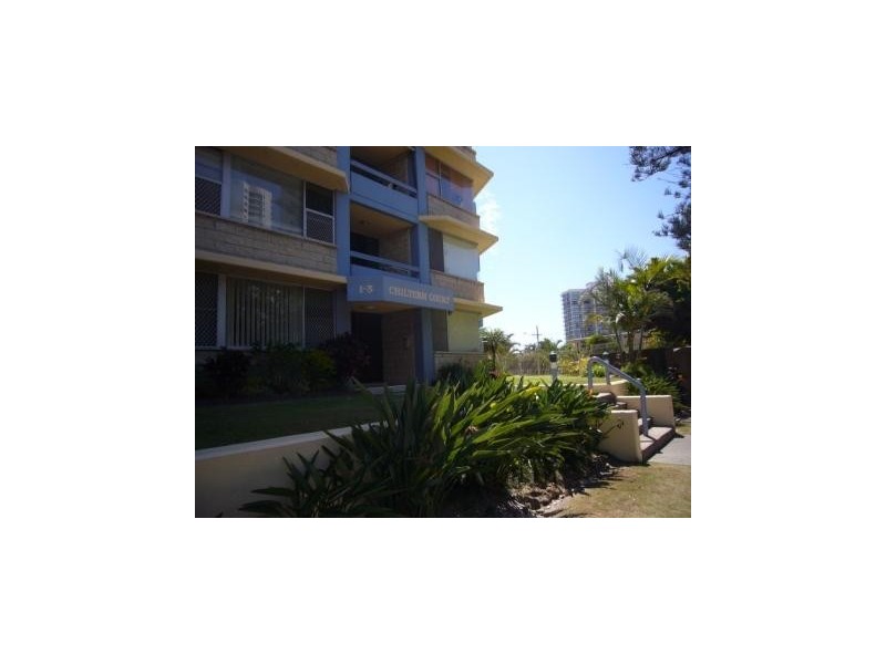 1/3 Old Burleigh Road, Surfers Paradise QLD 4217