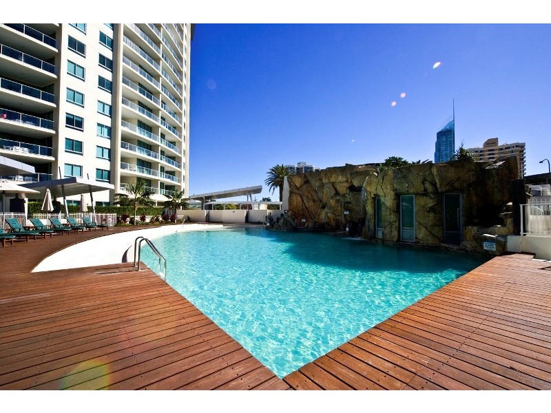 210/18 Fern Street, Surfers Paradise QLD 4217