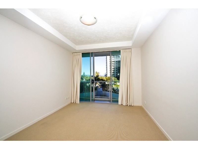 210/18 Fern Street, Surfers Paradise QLD 4217