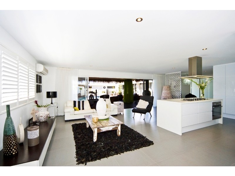 63 Rapallo Avenue, Isle Of Capri QLD 4217