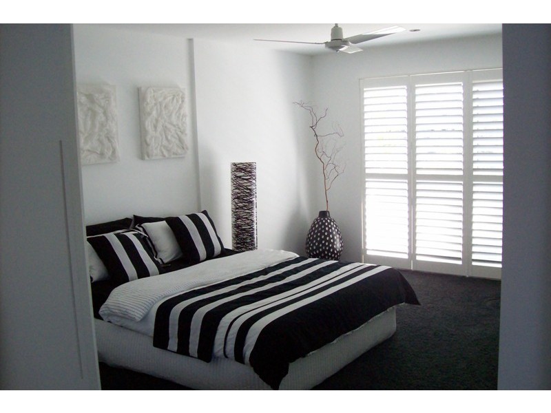 63 Rapallo Avenue, Isle Of Capri QLD 4217