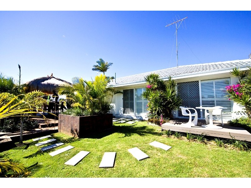 63 Rapallo Avenue, Isle Of Capri QLD 4217