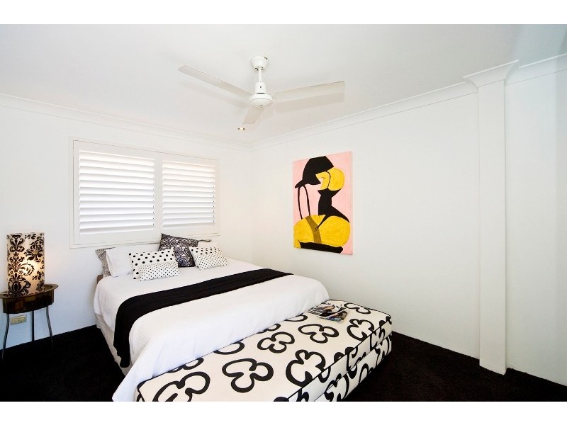 63 Rapallo Avenue, Isle Of Capri QLD 4217