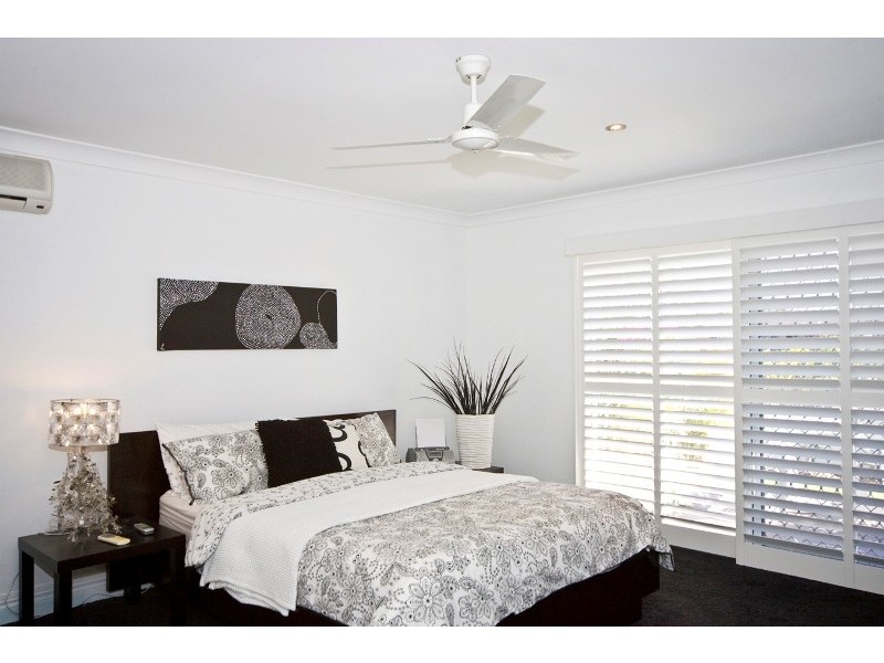 63 Rapallo Avenue, Isle Of Capri QLD 4217