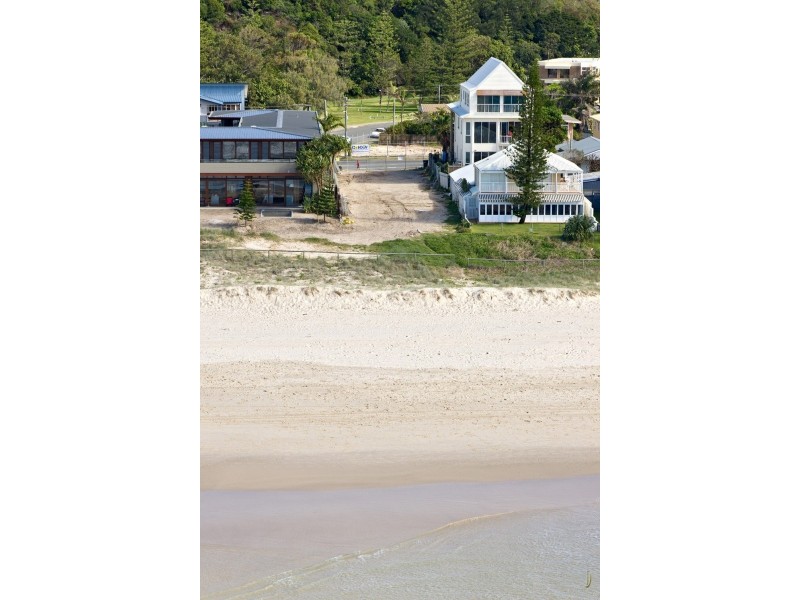 3 Albatross Avenue, Mermaid Beach QLD 4218