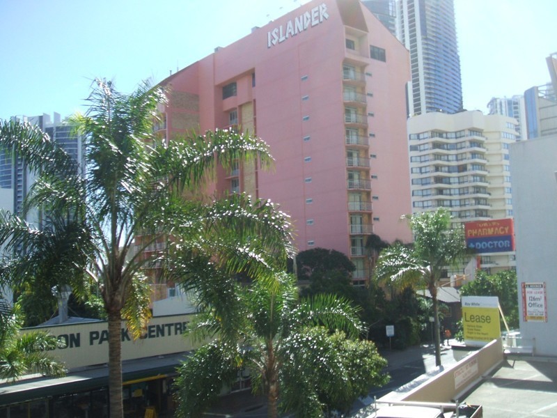 28/3049 Gold Coast Highway, Surfers Paradise QLD 4217