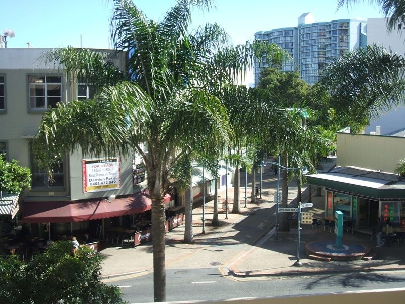 28/3049 Gold Coast Highway, Surfers Paradise QLD 4217