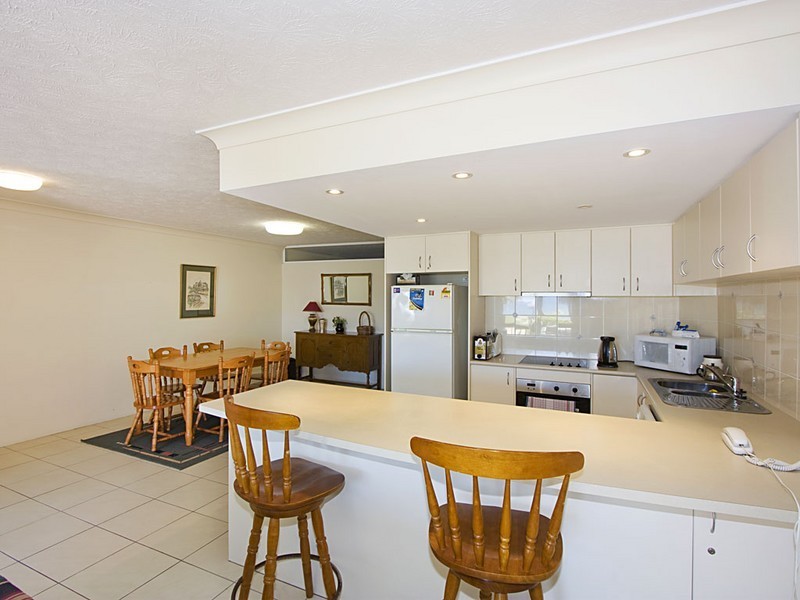 109/98 Marine Parade, Miami QLD 4220