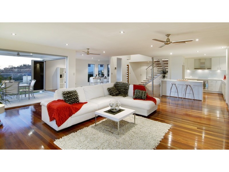 58 Sky Royal Terrace, Burleigh Heads QLD 4220