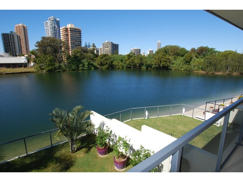 1/46 Paradise Island, Surfers Paradise QLD 4217