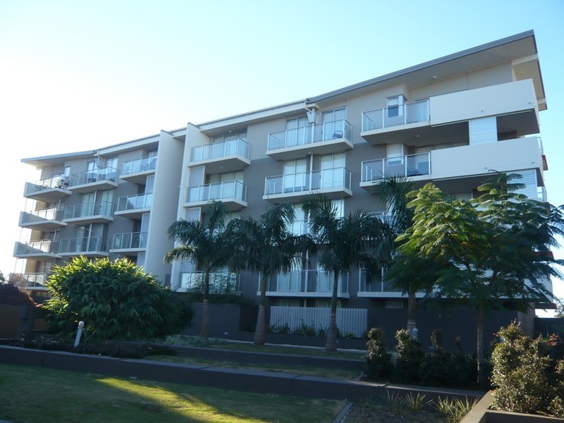 14/1502 Executive Drive, Burleigh Waters QLD 4220