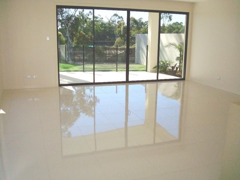 7023A Circa Vista Drive, Benowa QLD 4217