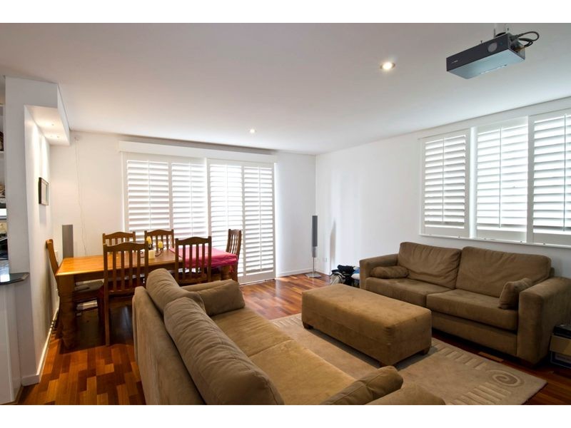 4 ‘Denver Court’, 3580 Main Beach Parade, Main Beach QLD 4217