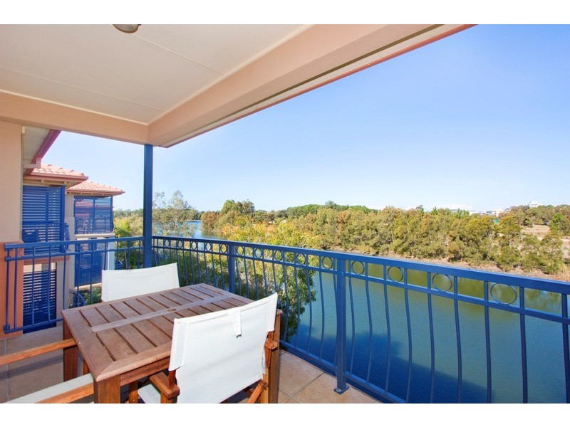 15 ‘Varsity Shores’, 4 University Drive, Robina QLD 4226