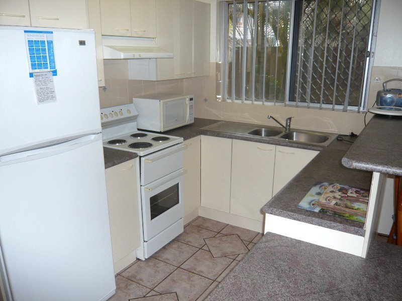 1/17 Old Burleigh Road, Surfers Paradise QLD 4217