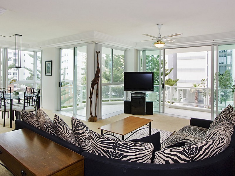 Broadbeach QLD 4218