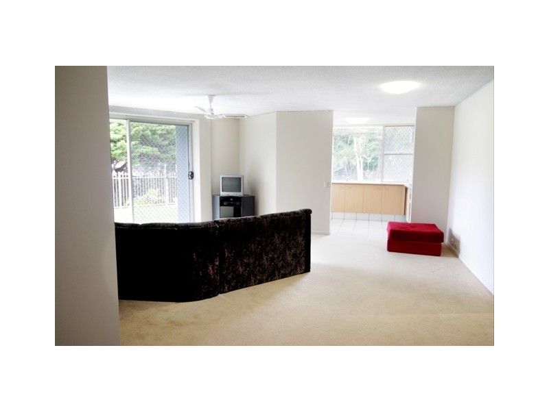 2/3 Old Burleigh Road, Surfers Paradise QLD 4217